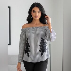 Streetwear Society Striped Off-Shoulder Top Embroidered Size S Used